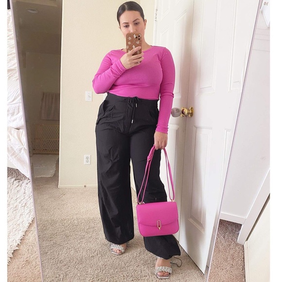 Refined Crossbody Bag - A New Day - Picture 11 of 13